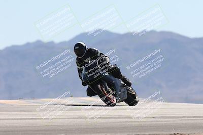 media/Oct-13-2025-Moto Forza (Mon) [[a66d839500]]/3-B Group/Session 4 (Turn 9)/